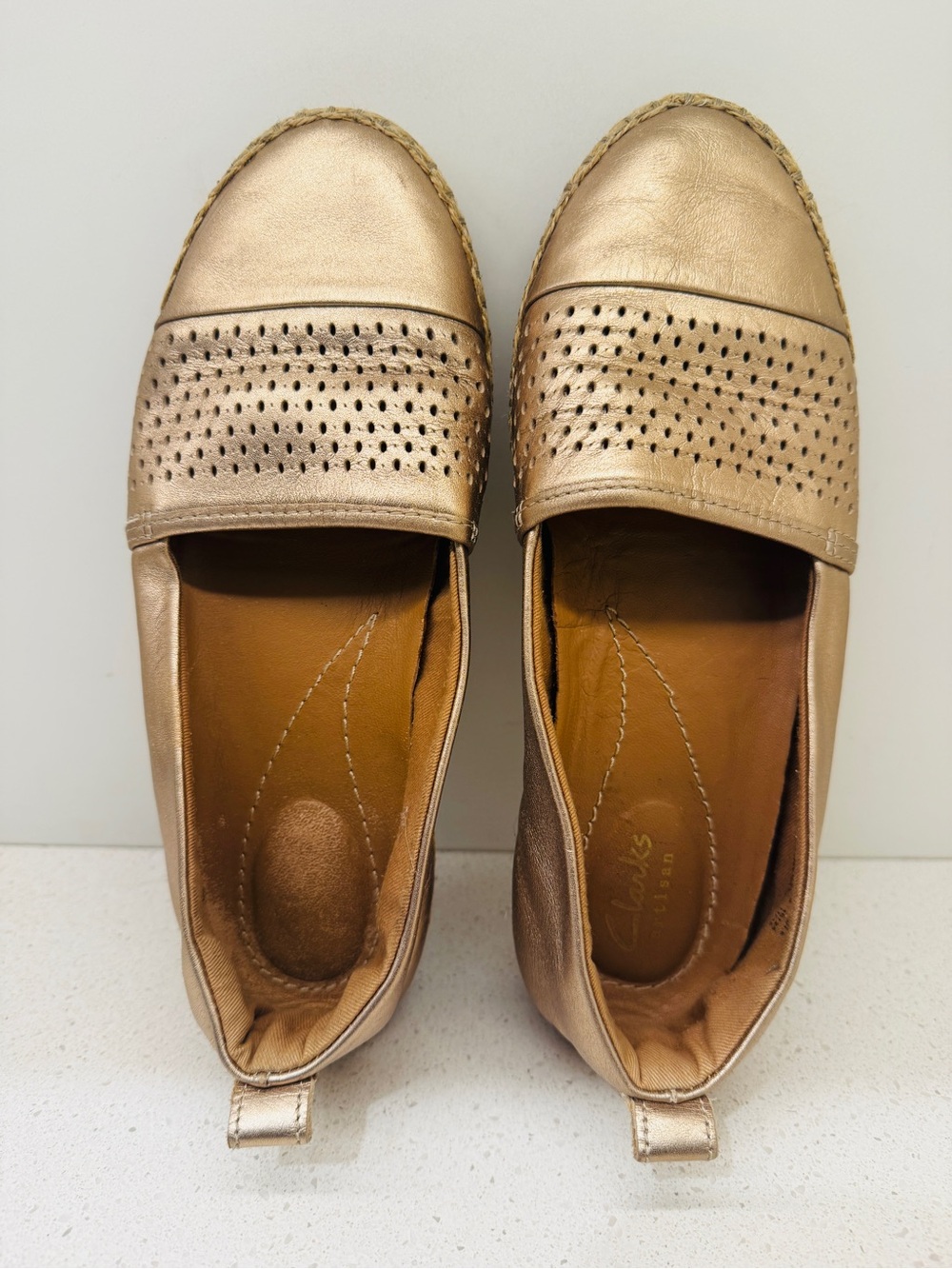 Clarks Reeney Helen Slip On Shoes Espadrille Sneakers Metallic Gold Sz 7